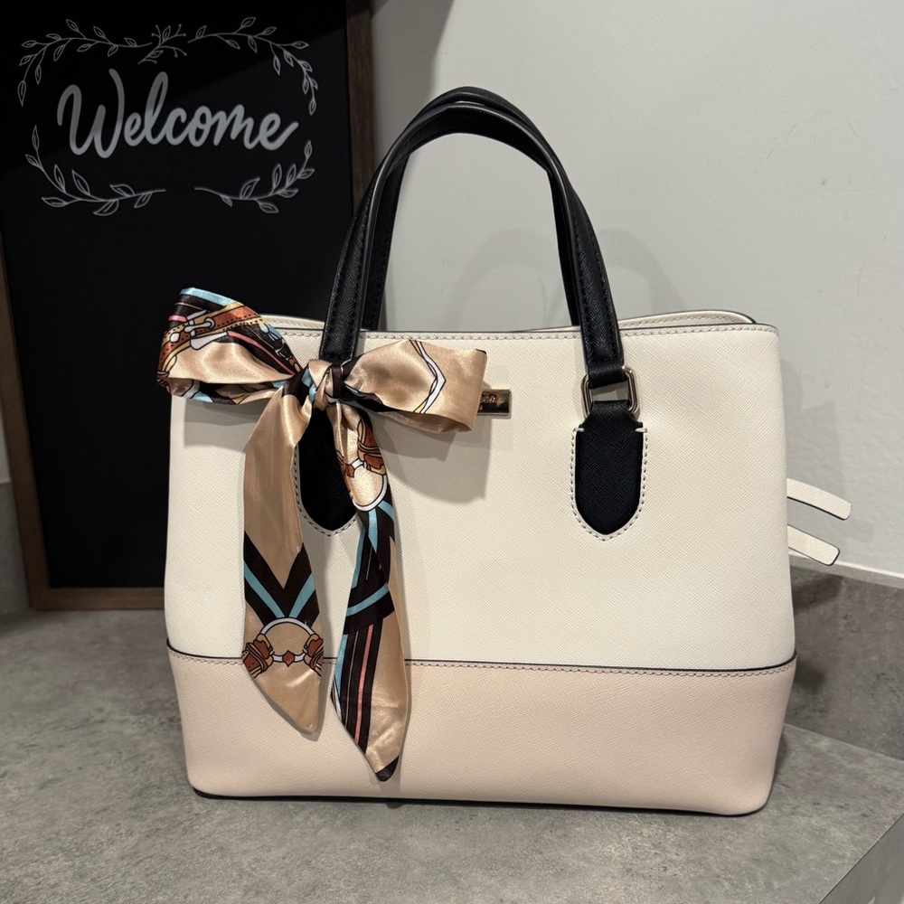 Kate Spade Laurel Way Evangelie Purse! GUC!!